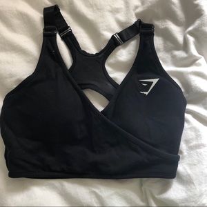 black gymshark sports bra